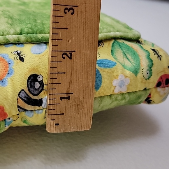 Colorful Insect Print Quilted Fabric Small Purse - Picture 11 of 14